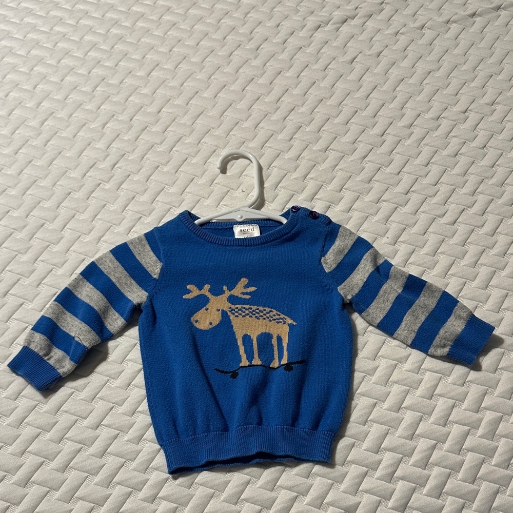 Blue and Gray Baby Sweater with skate boarding Moose Design 3-6mo